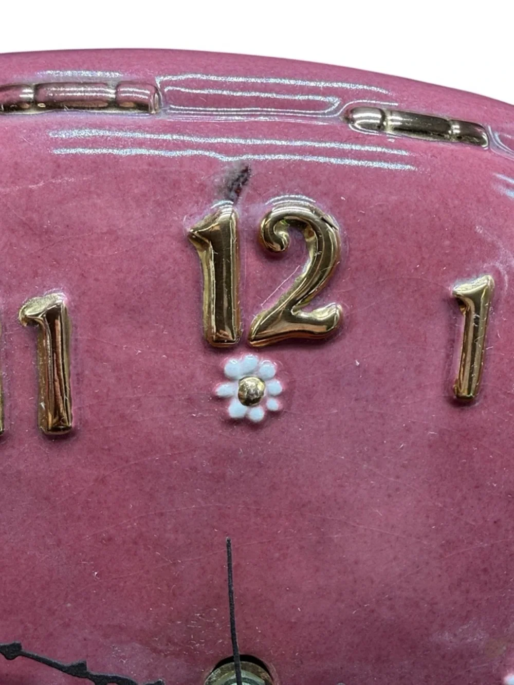 Vintage Pink Ceramic Wall Clock Gold Numbers Floral Retro Kitsch Quartz Works - Picture 8 of 9